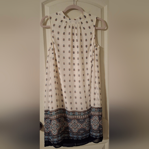 Signature Studio Dresses & Skirts - Signature studio lighweight bohemian‎ womens dress size medium